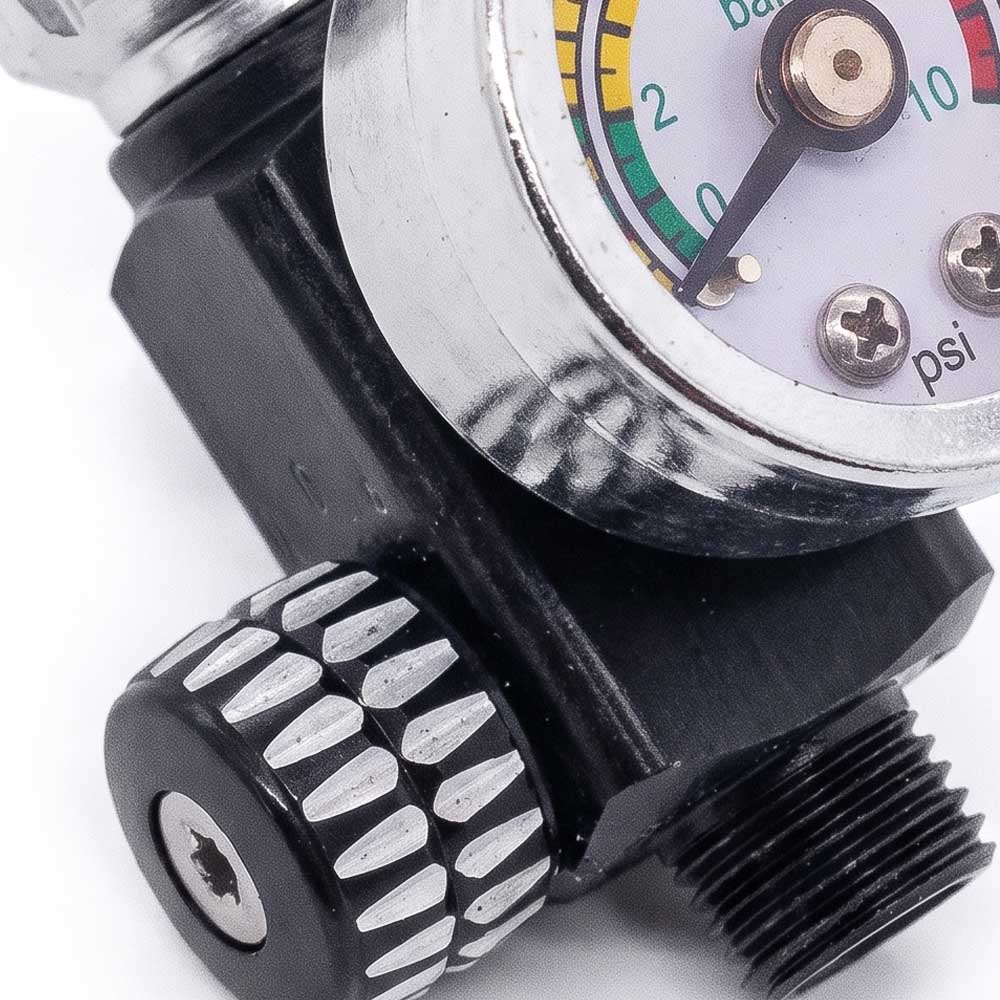 Pressure Reducer With Pressure Gauge